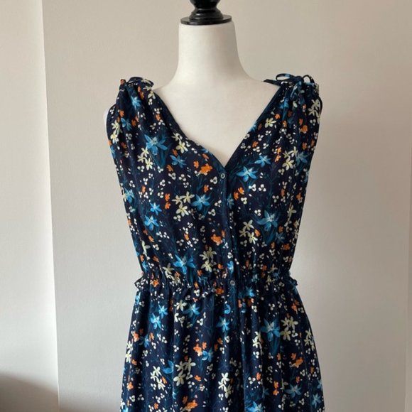 Gap Floral Tiered MIDI Dress Navy Blue v neck with shoulder ties - Picture 7 of 14